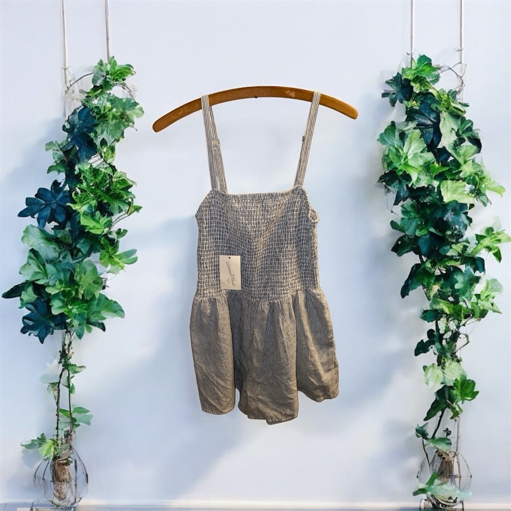 Universal Thread Gray Jumpsuit